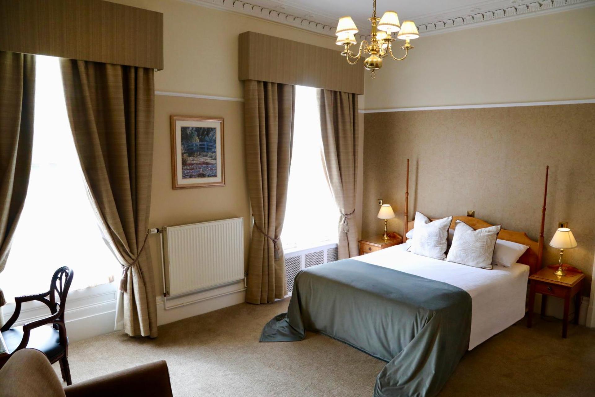 Farington Lodge Hotel