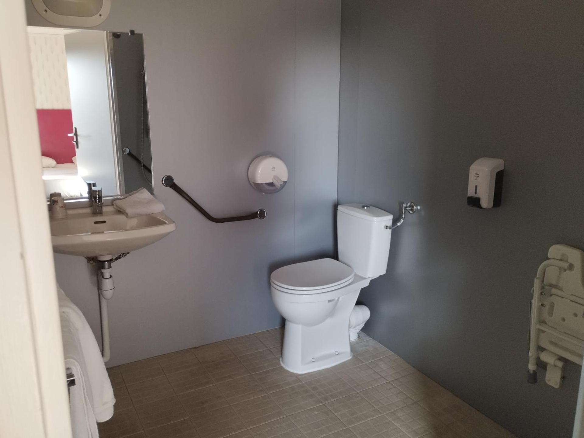 Facility for disabled guests