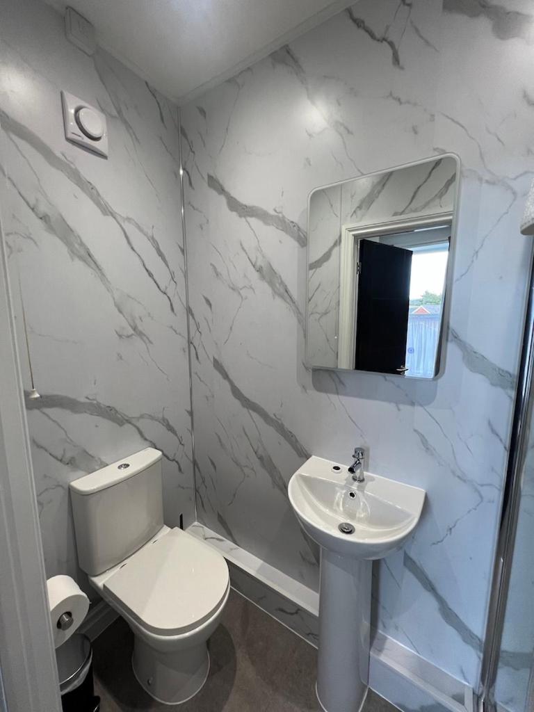 Brynhyfryd Guest House