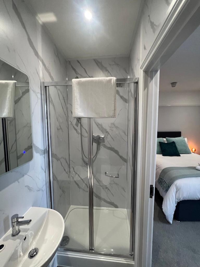 Brynhyfryd Guest House