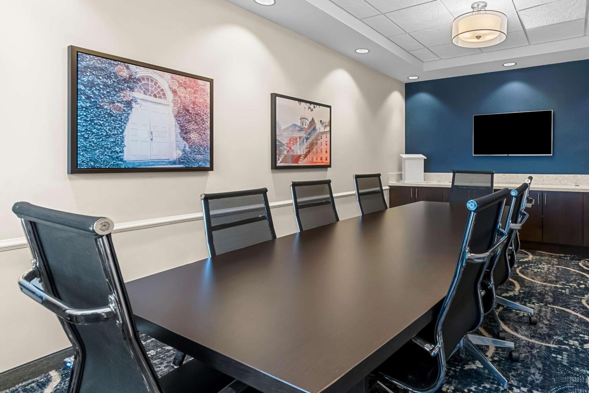Meeting/conference room