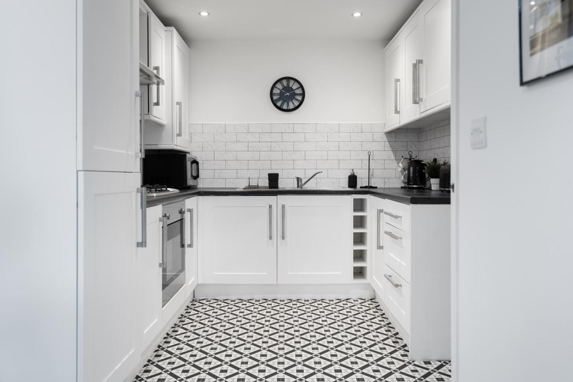 Kitchen or kitchenette