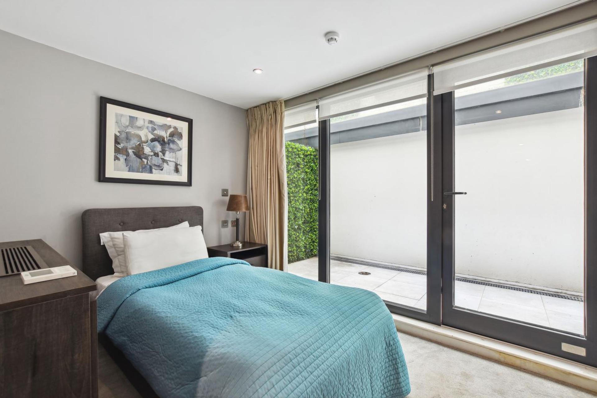 Buckingham Palace Residences by Aeria Apartments