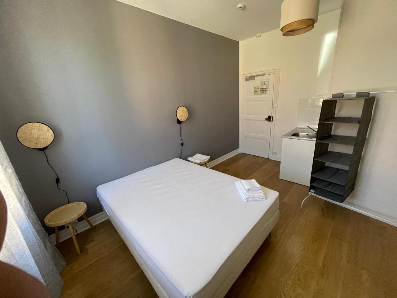 Hotel Clermont Airport