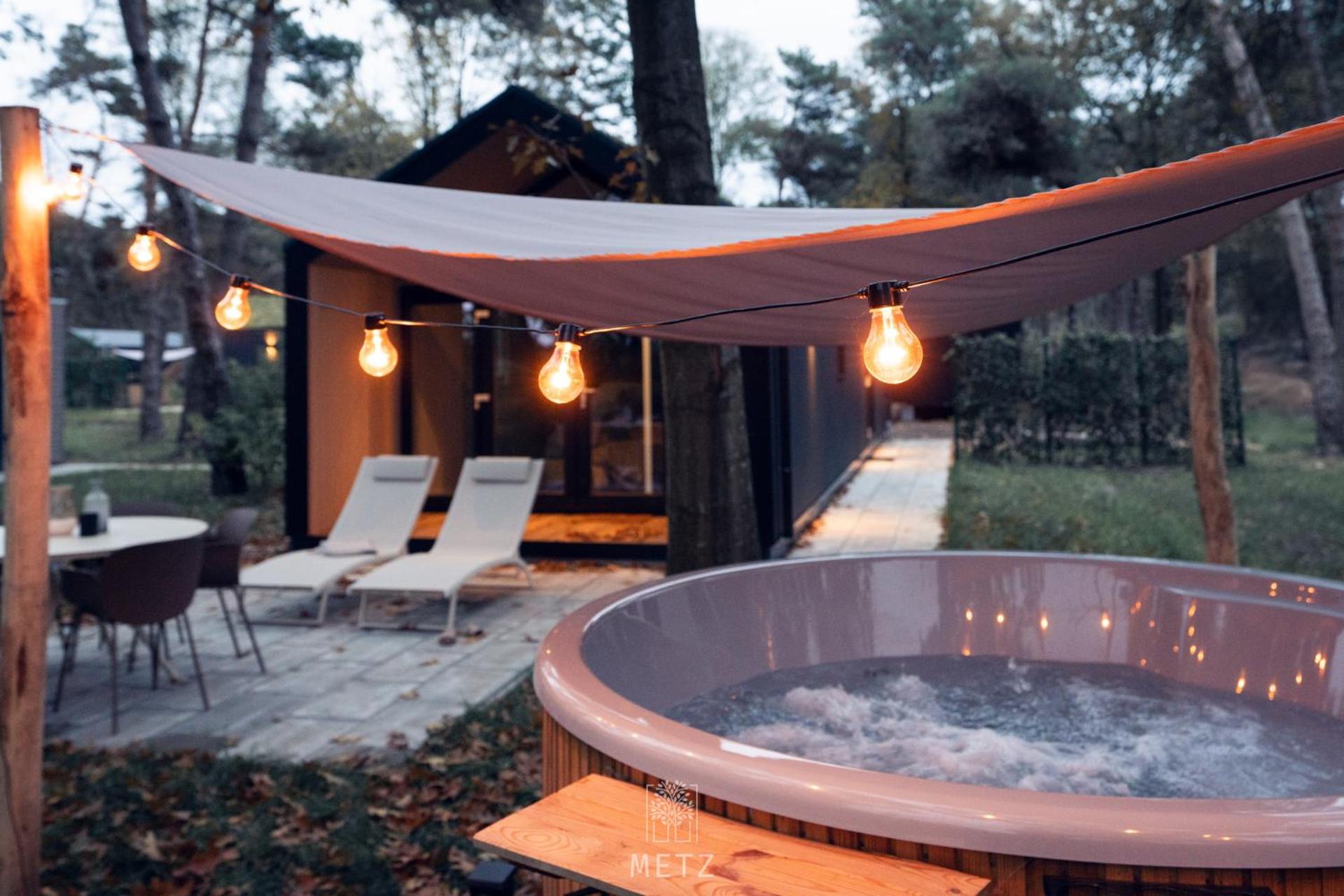 Sallands natuurhuisje Hellendoorn hottub Metz