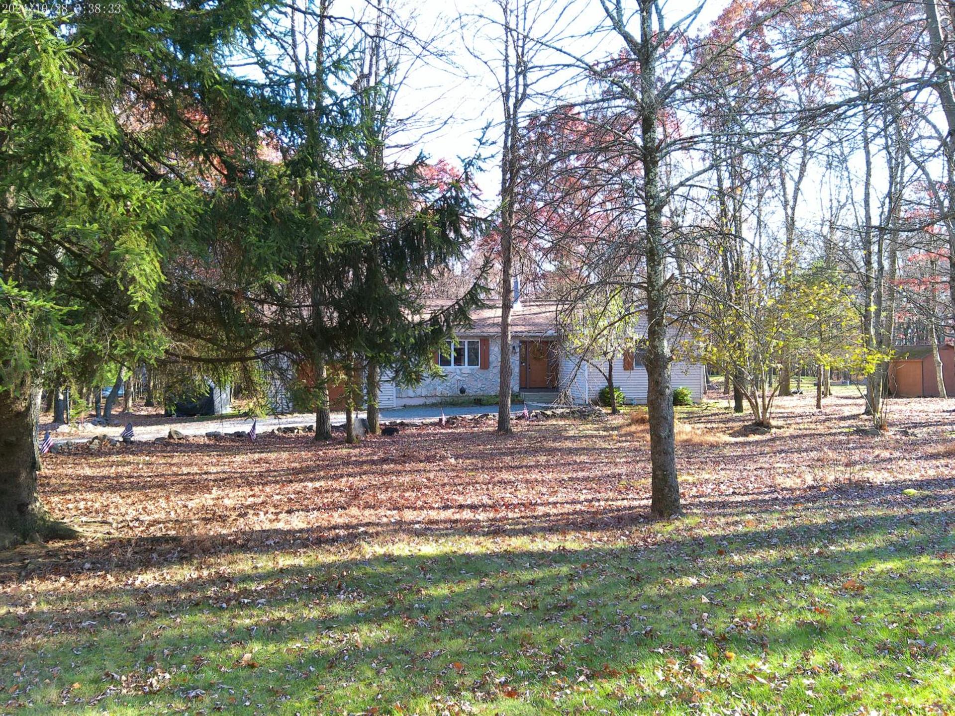 Serenity and Fun all in one in this Cozy Pocono Cabin