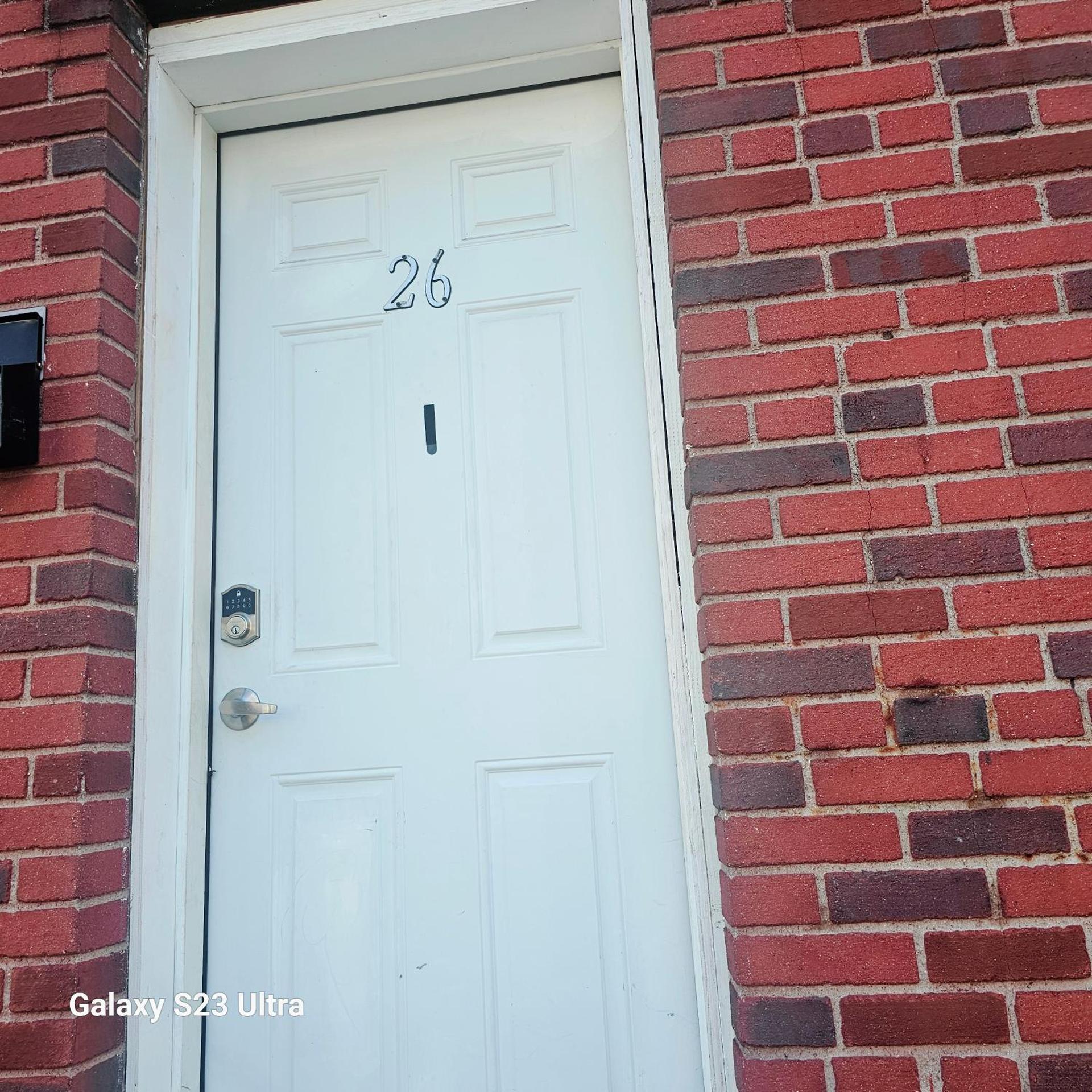 Divine Villa and Resort -26 Grace Street Irvington NJ -EWR airport -Prudential - NJIT -Penn station