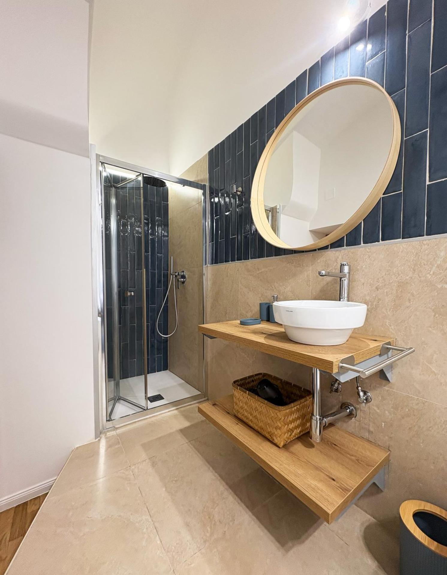 Blue Rattan - Toledo