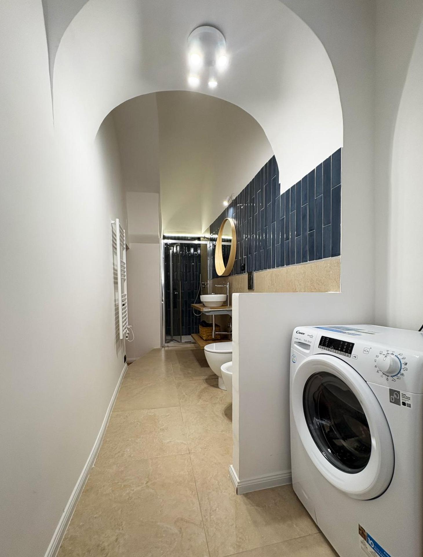 Blue Rattan - Toledo