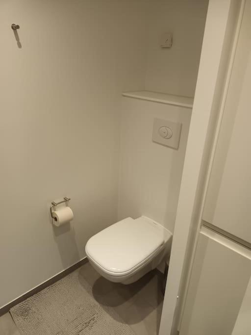 Fully equipped apartment, 15 min to Center