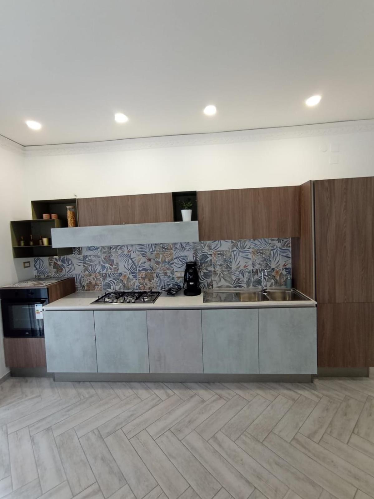 Red Bridges House Maria