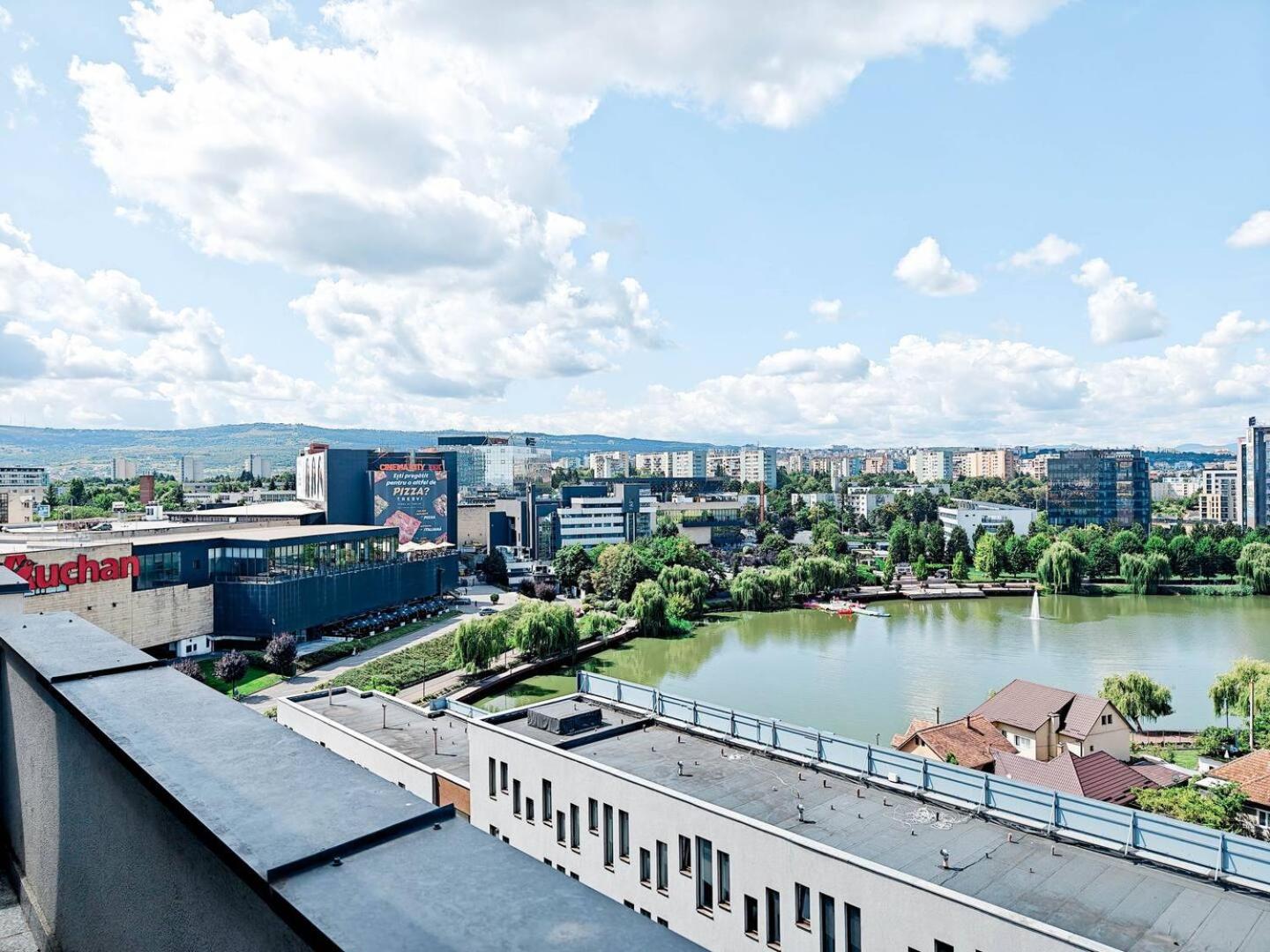 Lakeside Apartment by Iulius Mall