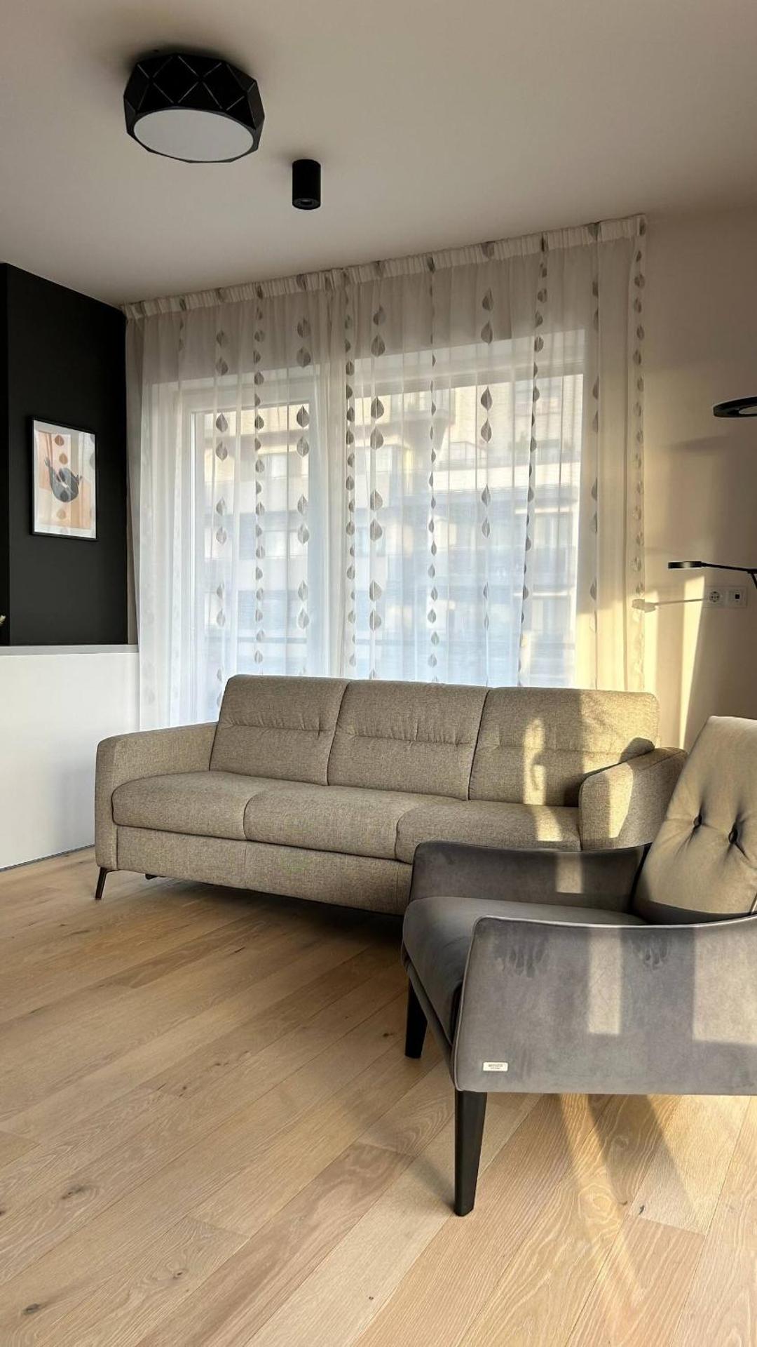 The Comfy Nest - Parking, King Size Bed, Smart TV