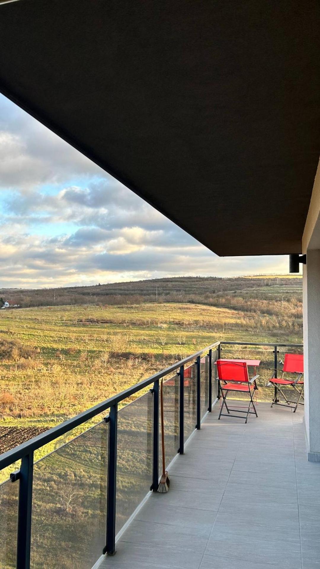 The Comfy Nest - Parking, King Size Bed, Smart TV