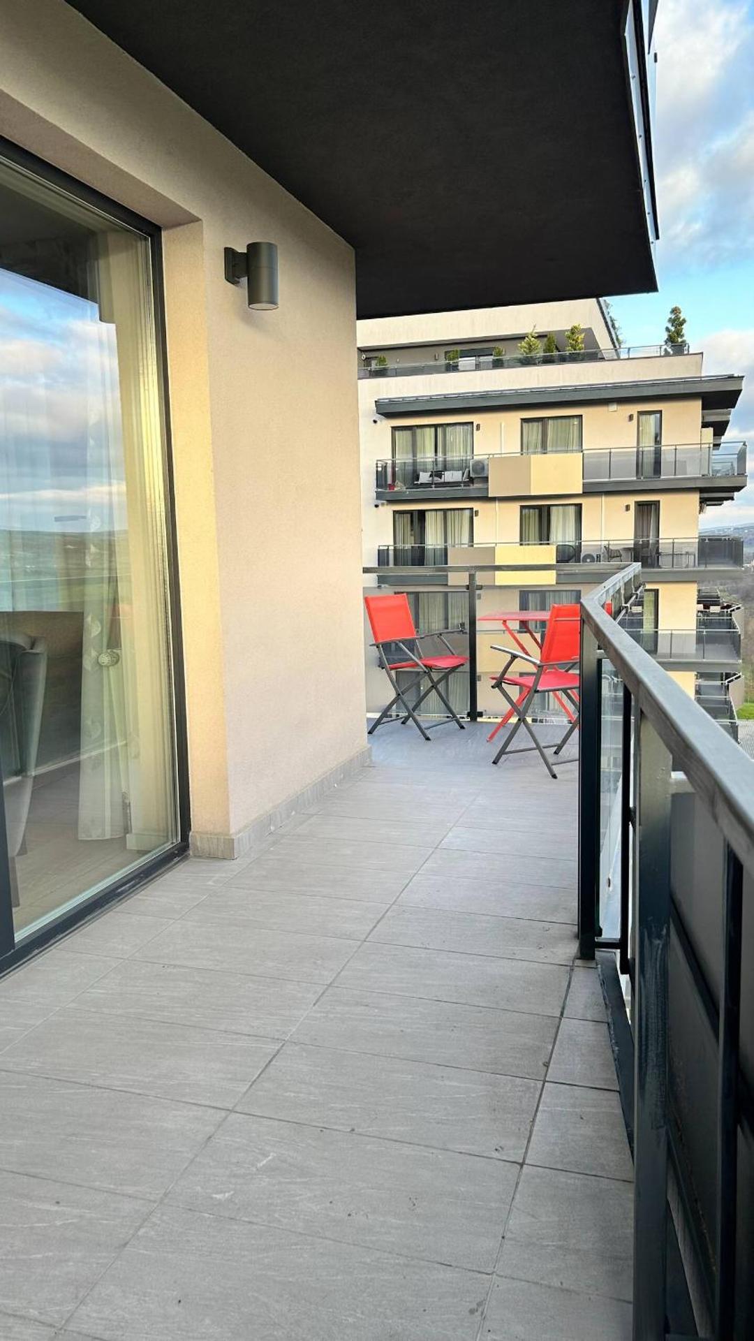 The Comfy Nest - Parking, King Size Bed, Smart TV