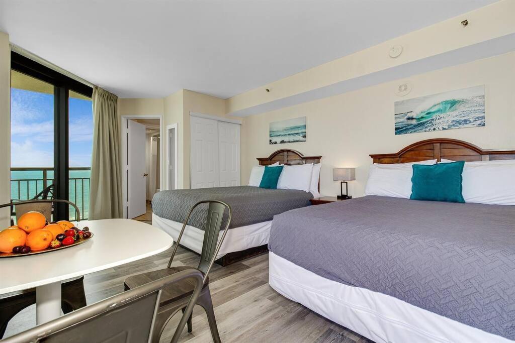 WINTER RATES! Supreme Oceanfront Studio, Dogs OK! 1126