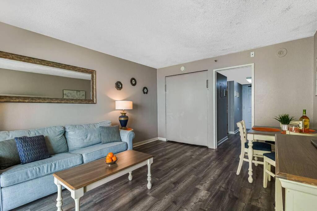 WINTER RATES! Wake Up to the Waves! Oceanview, Dogs Ok! 1638