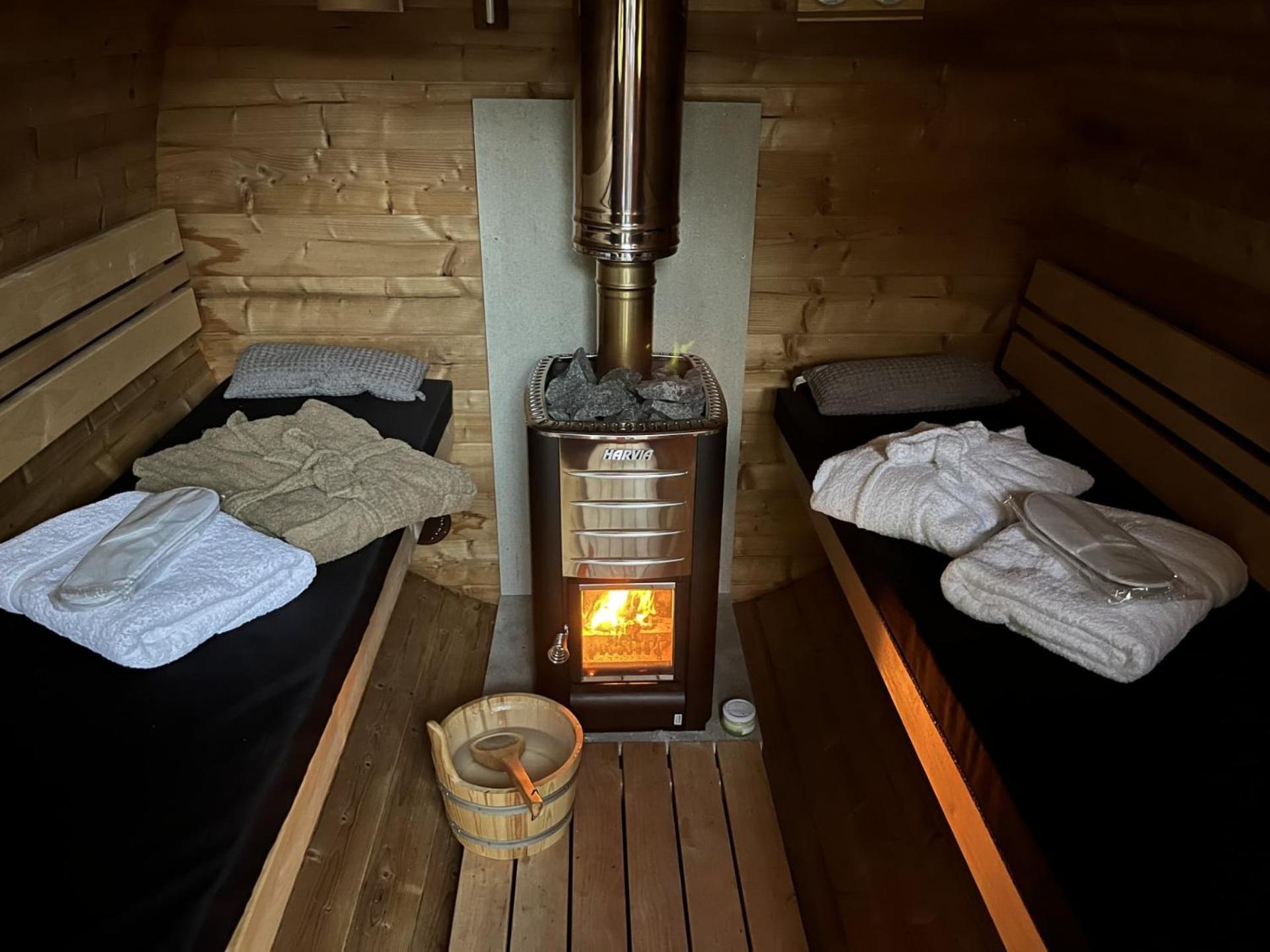 Bed & Breakfast+ De Kooimolen