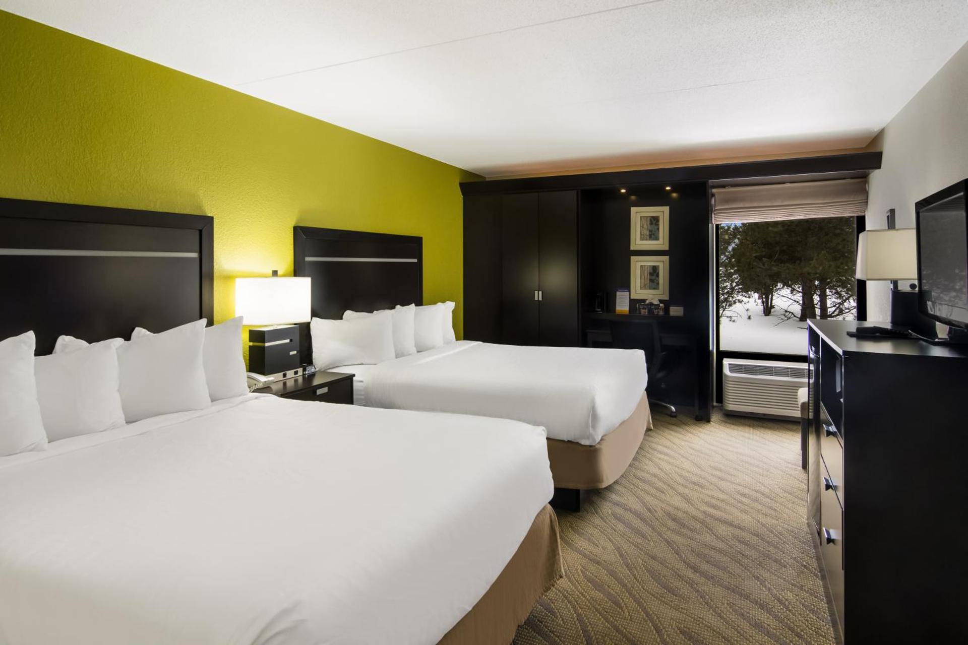 Queen Room with Two Queen Beds