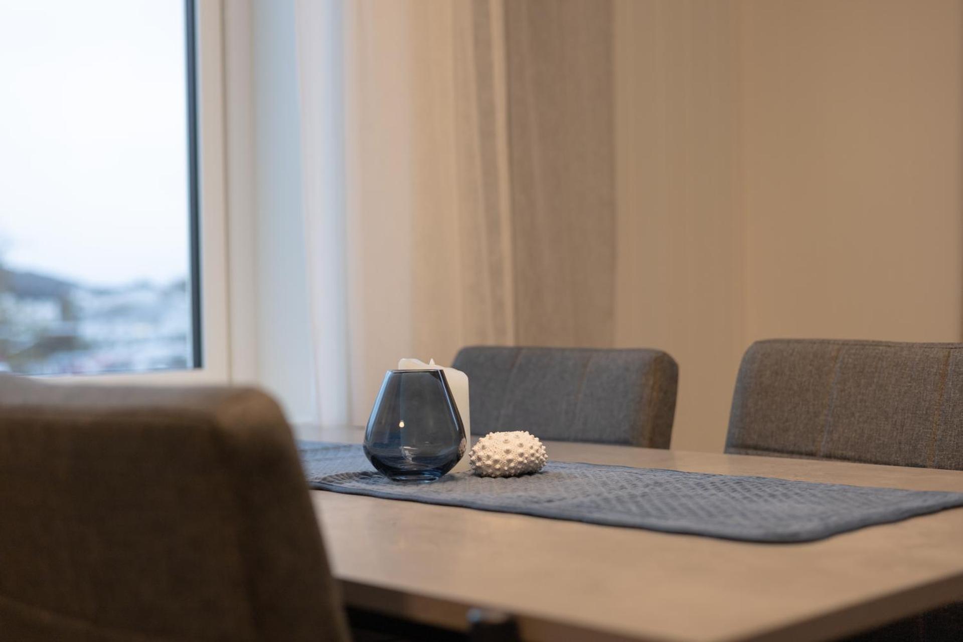 Gammelbanken Seaview Suites - Modern Apartments with Sea View, Lofoten