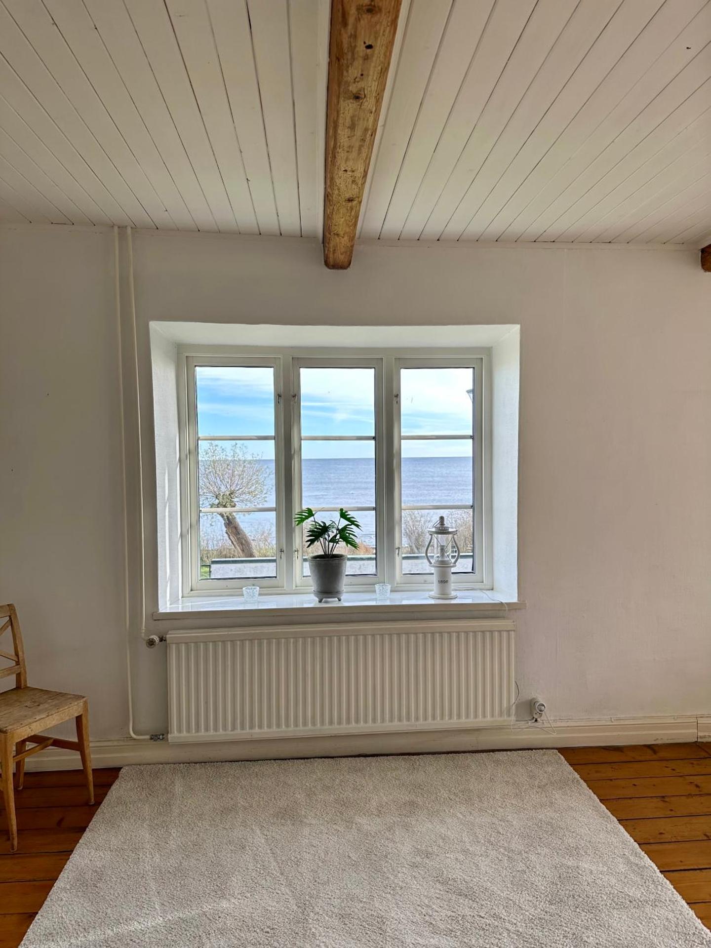 Strandnära hus Abbekås