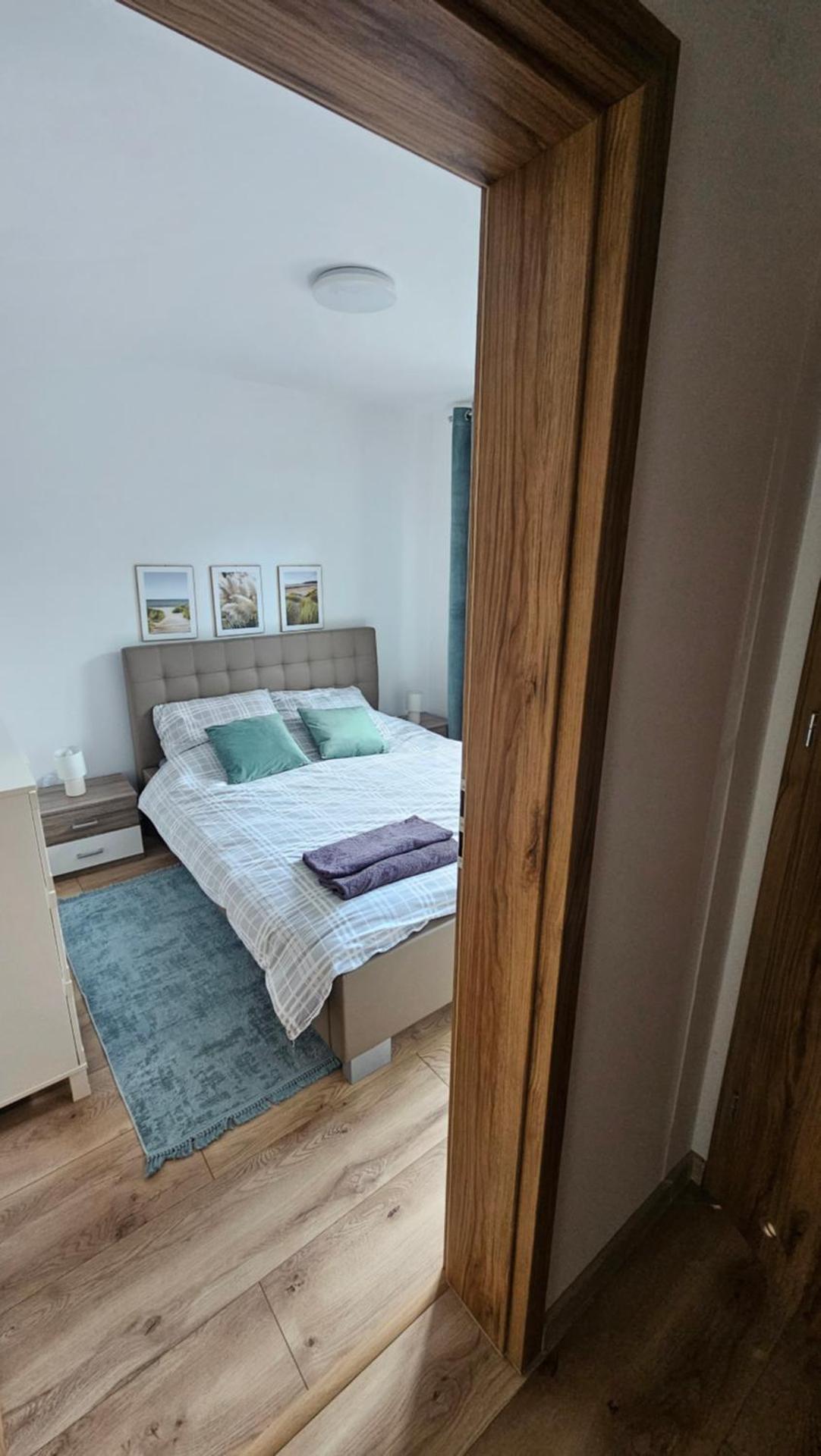 SAN ESCOBAR sauna jacuzzi jezioro