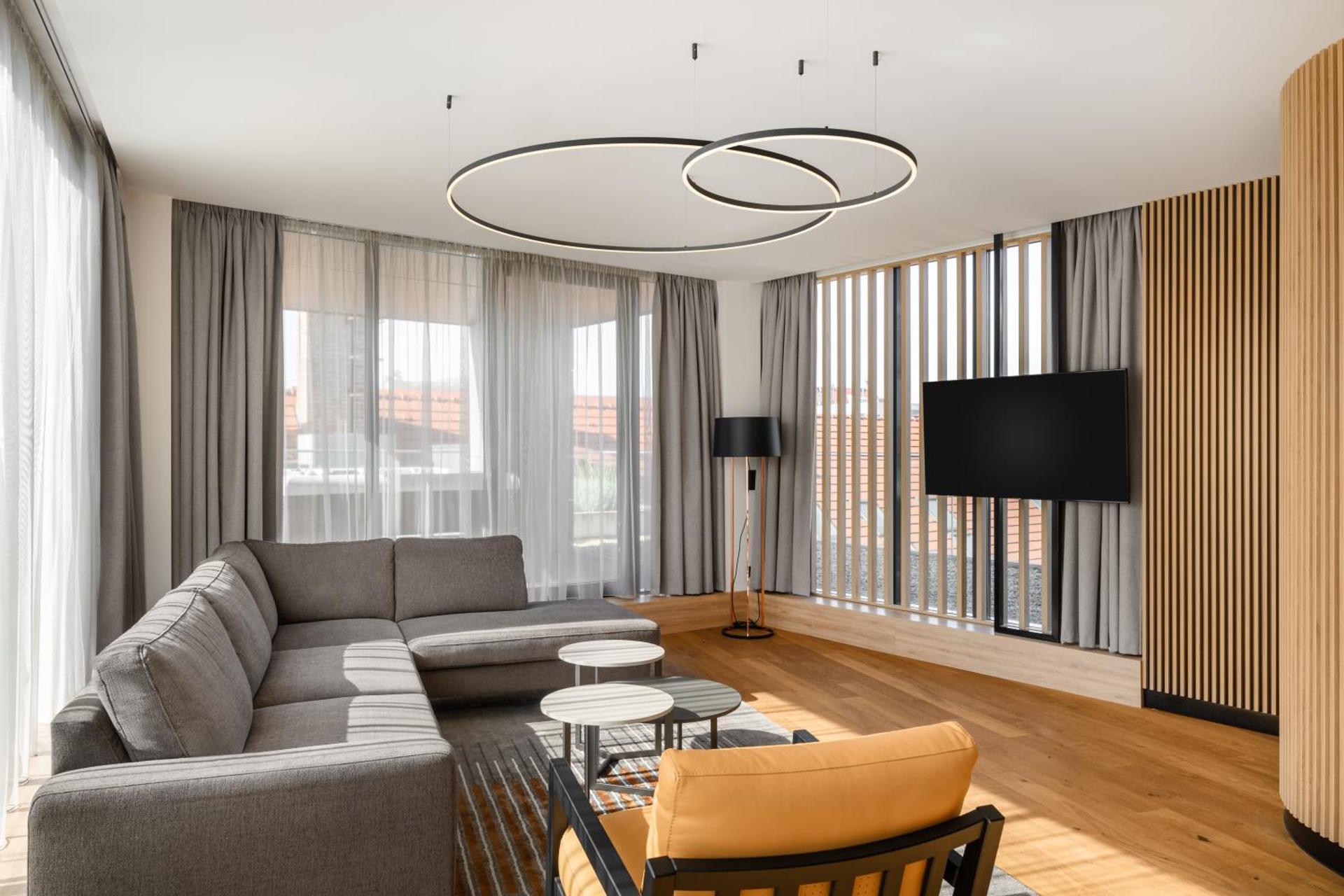 Communal lounge/ TV room