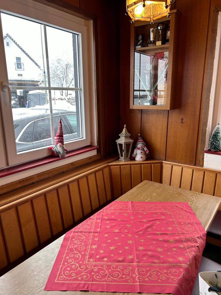 Haus Astenblick in Winterberg für bis zu 35 Personen für Wanderveranstaltungen und Familienfeiern