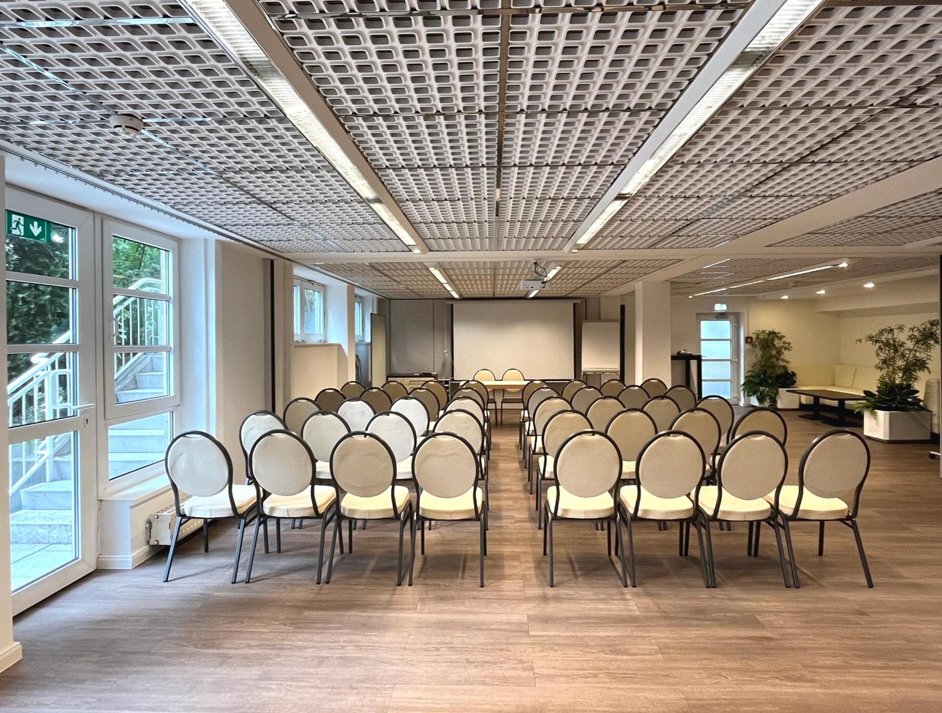 Meeting/conference room