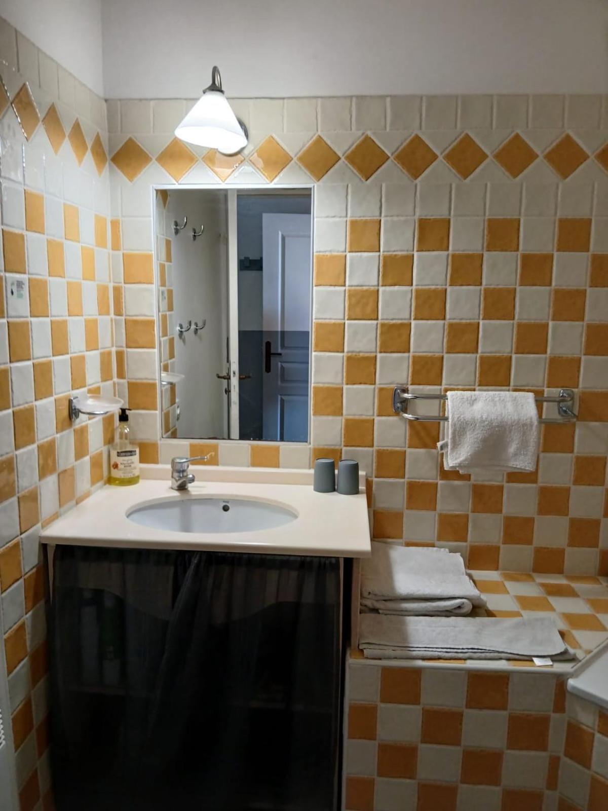 Appartement Grimaud bord de mer