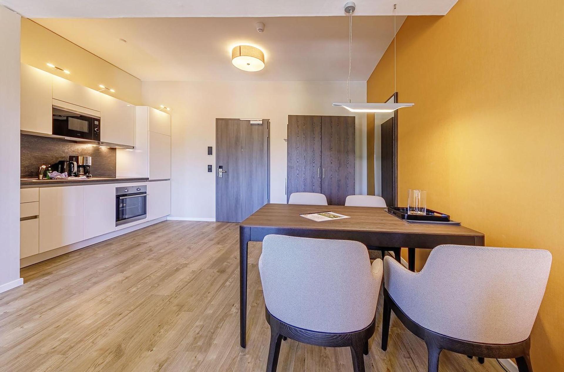 Kitchen or kitchenette