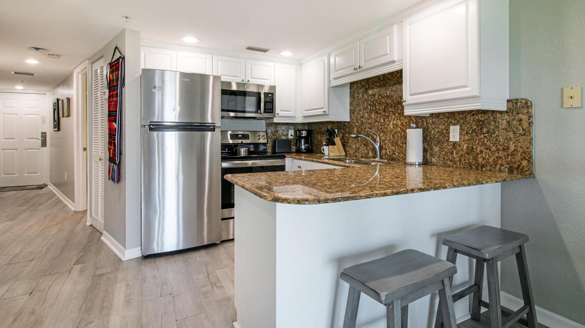 Kitchen or kitchenette