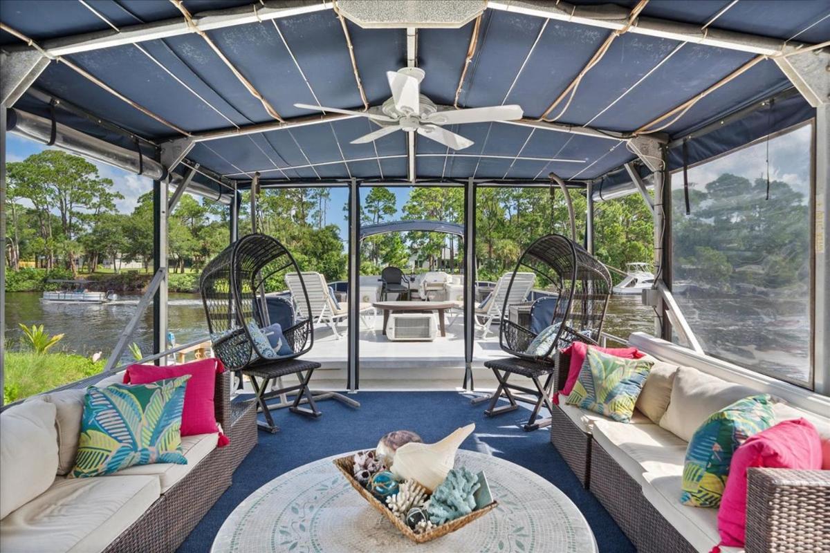 Unique Houseboat Rental