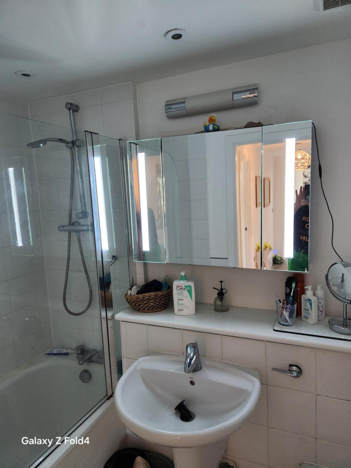 Tower Bridge - Saint Katherine's Dock