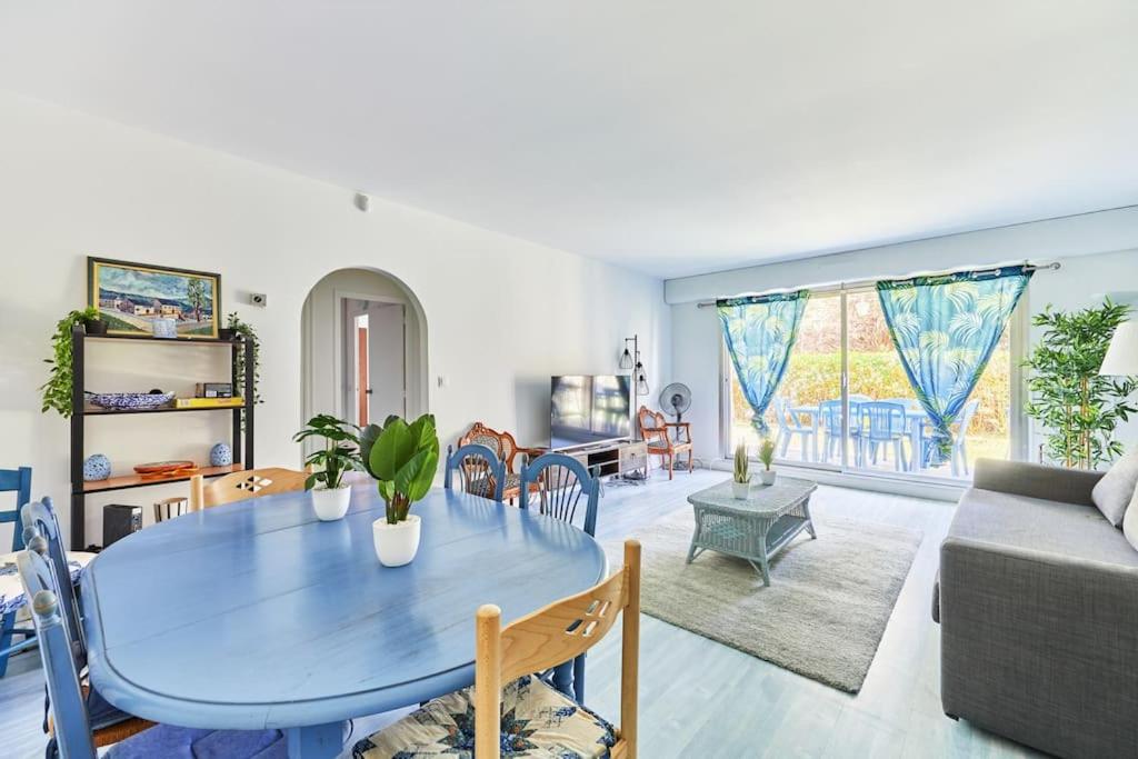 Charming 2BR Private garden, 5MinToBeach Deauville