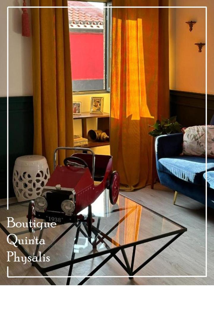 Boutique Quinta Physalis