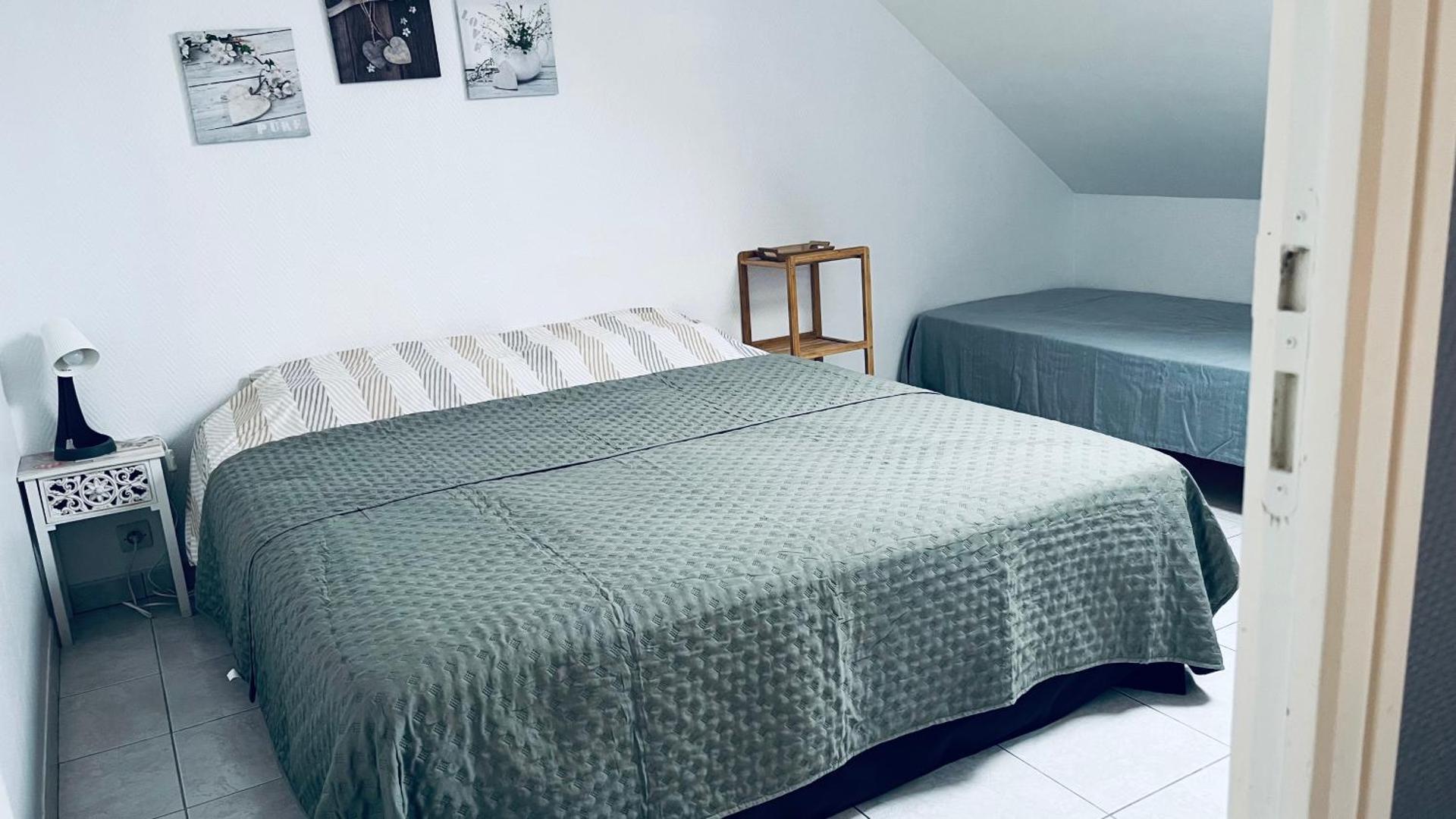 L'Arbre de Vy - T2 42m2 indépendant, 5 pers, garage, proche Gare