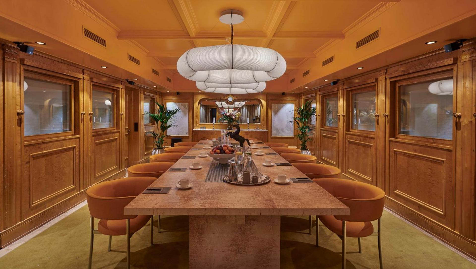 Meeting/conference room