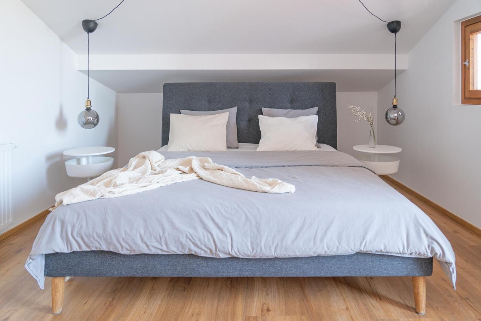 Apartment - Split Level