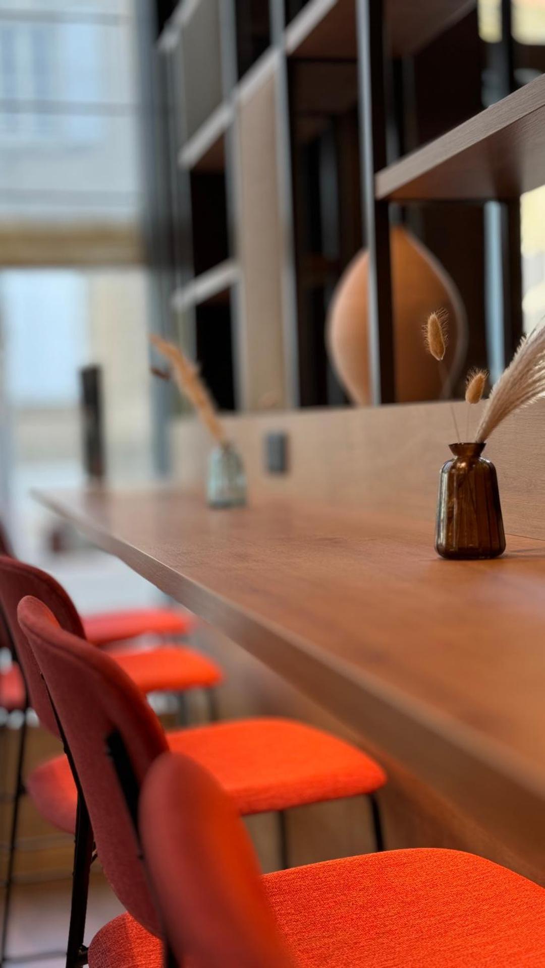 Communal lounge/ TV room