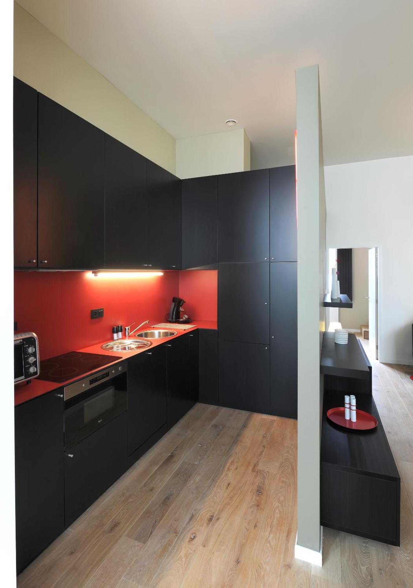 Kitchen or kitchenette