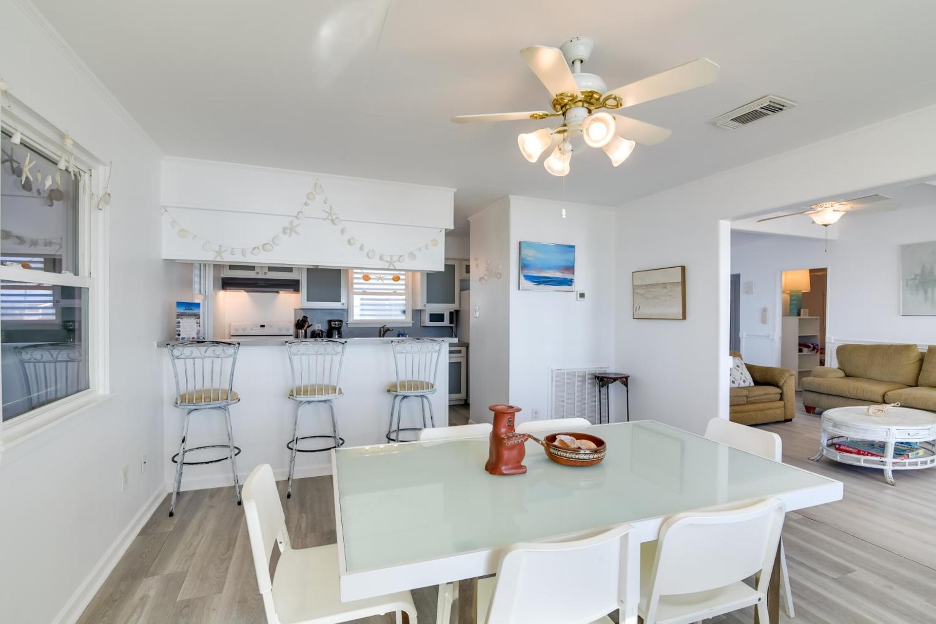 Oceanfront Home with Deck and Views in Galveston!