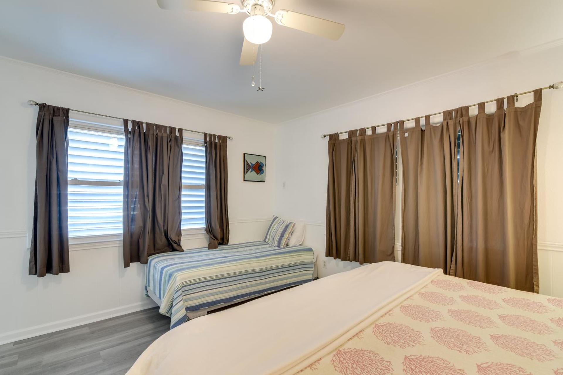 Oceanfront Home with Deck and Views in Galveston!