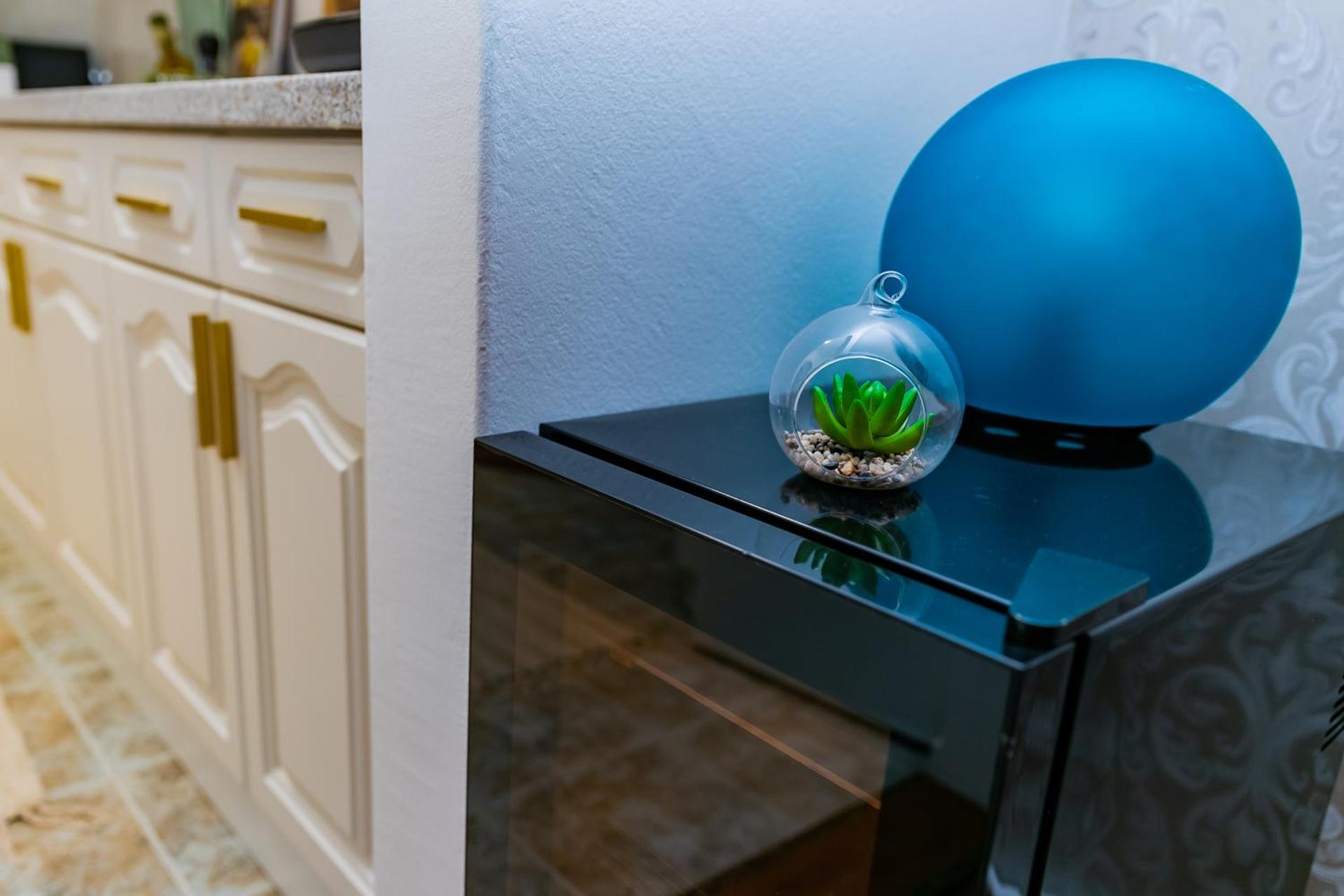 Center House - Otthon, csak máshol!