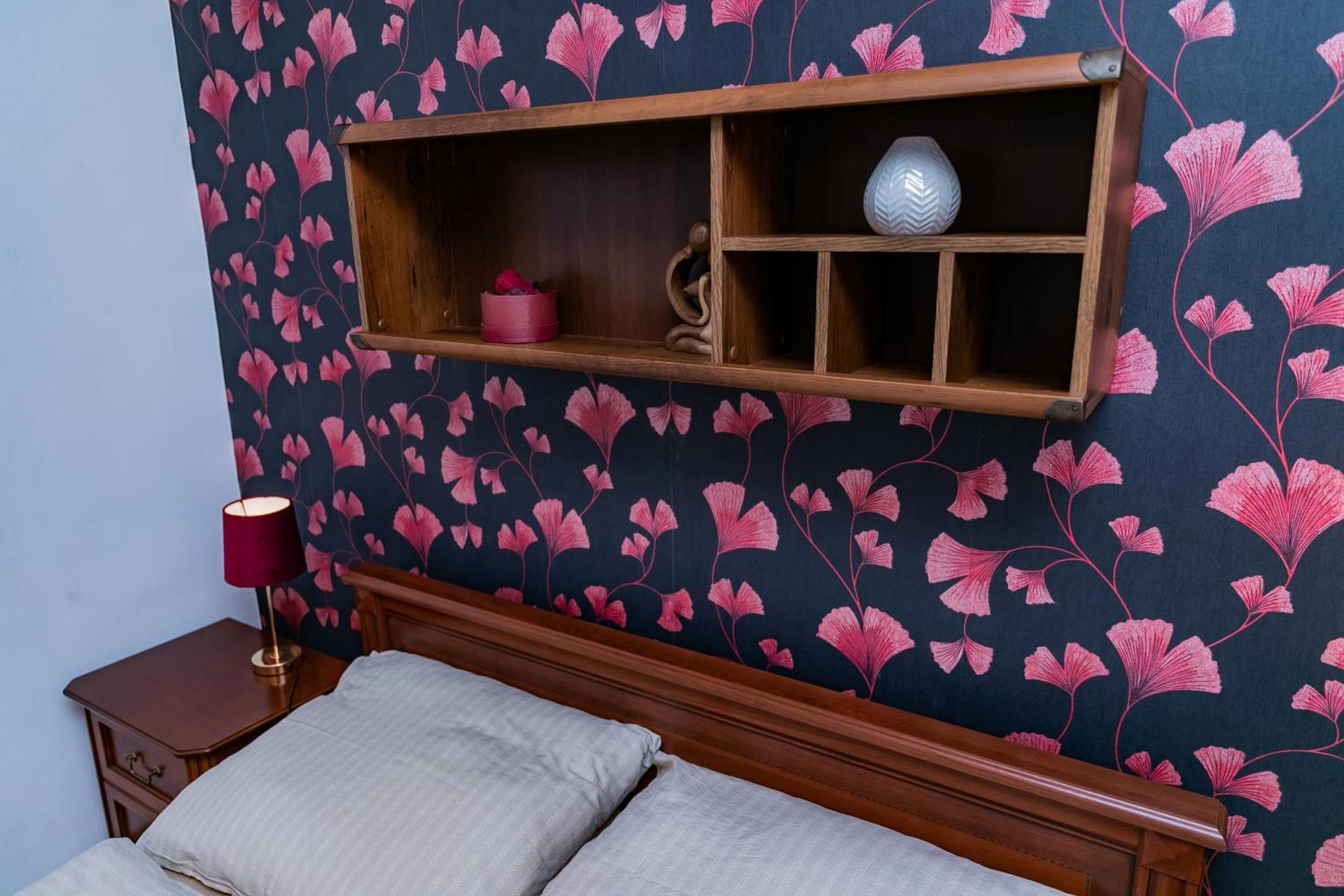 Center House - Otthon, csak máshol!