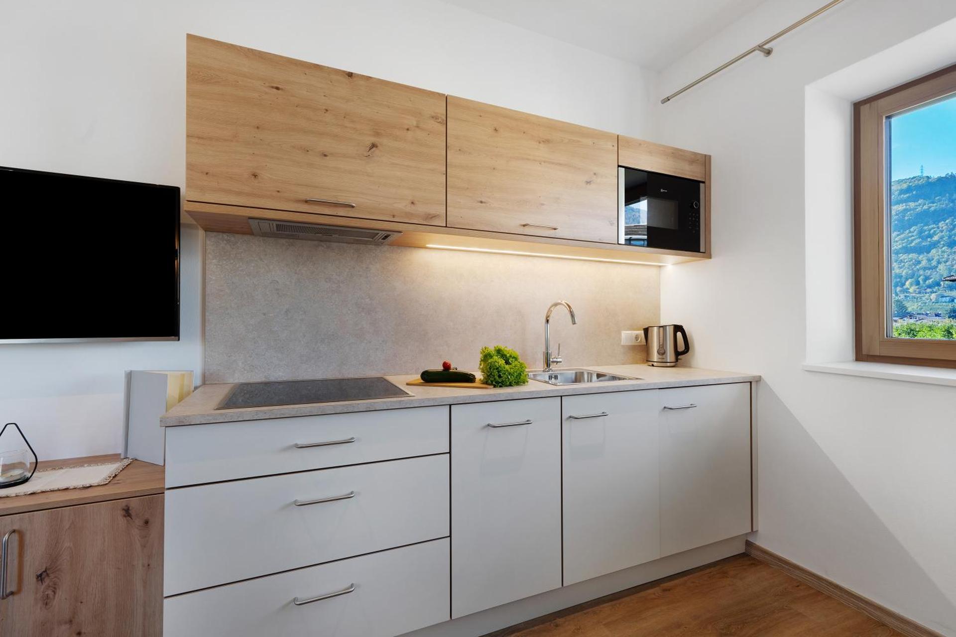 Kitchen or kitchenette