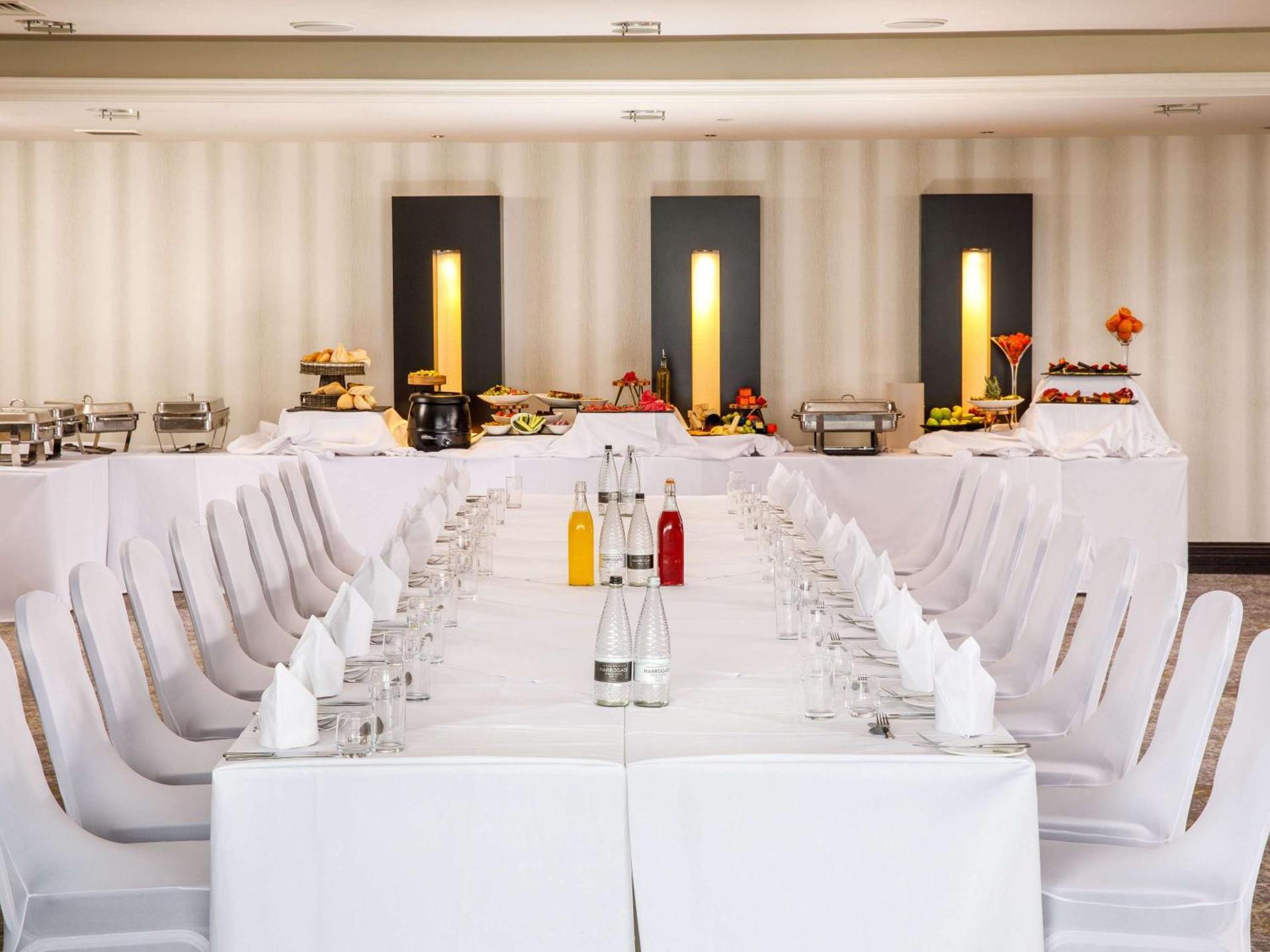 Meeting/conference room