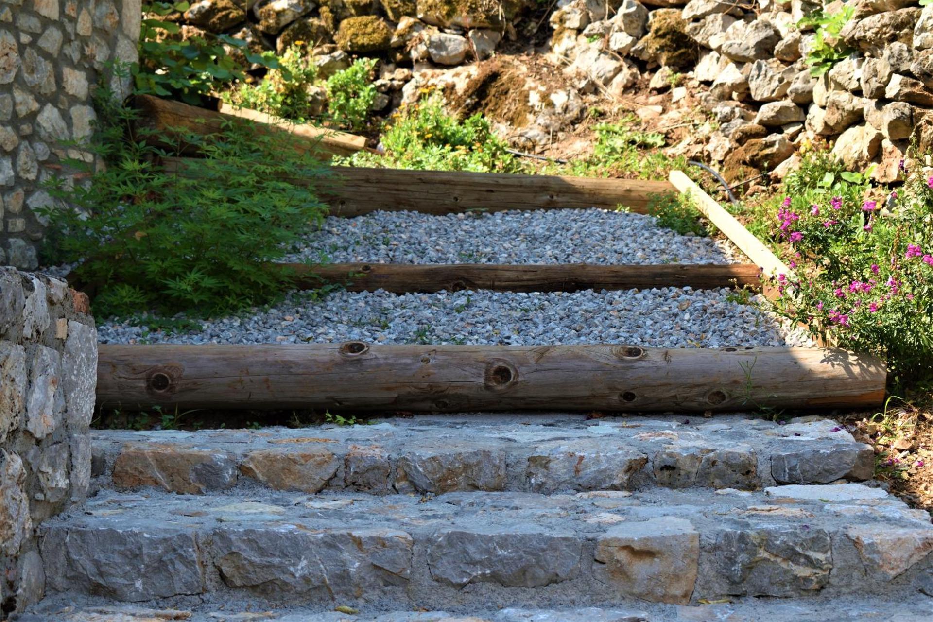 Small Stone Maisonette 1