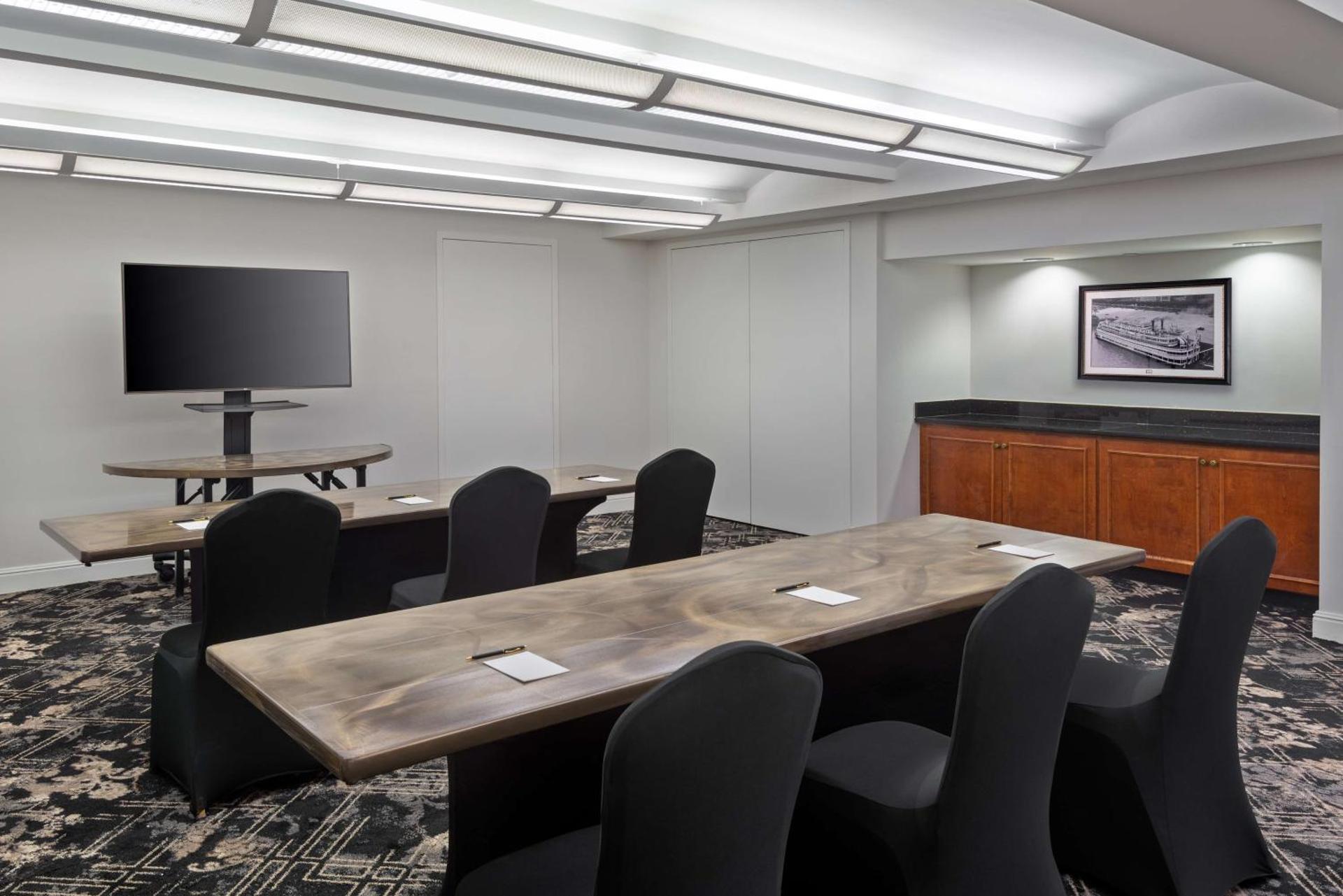 Meeting/conference room