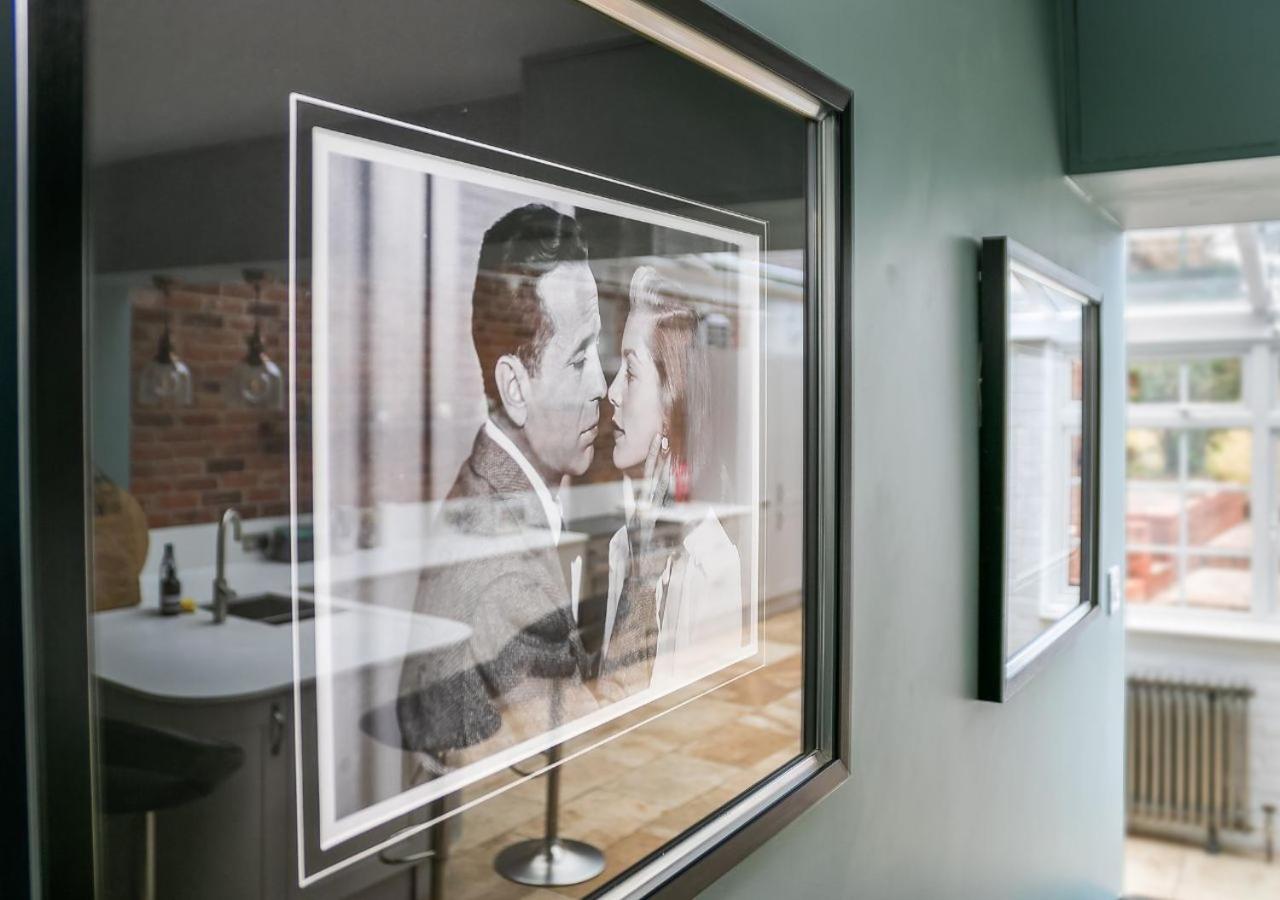 Lodge Farm - Stunning 3 Bed with Large Garden!